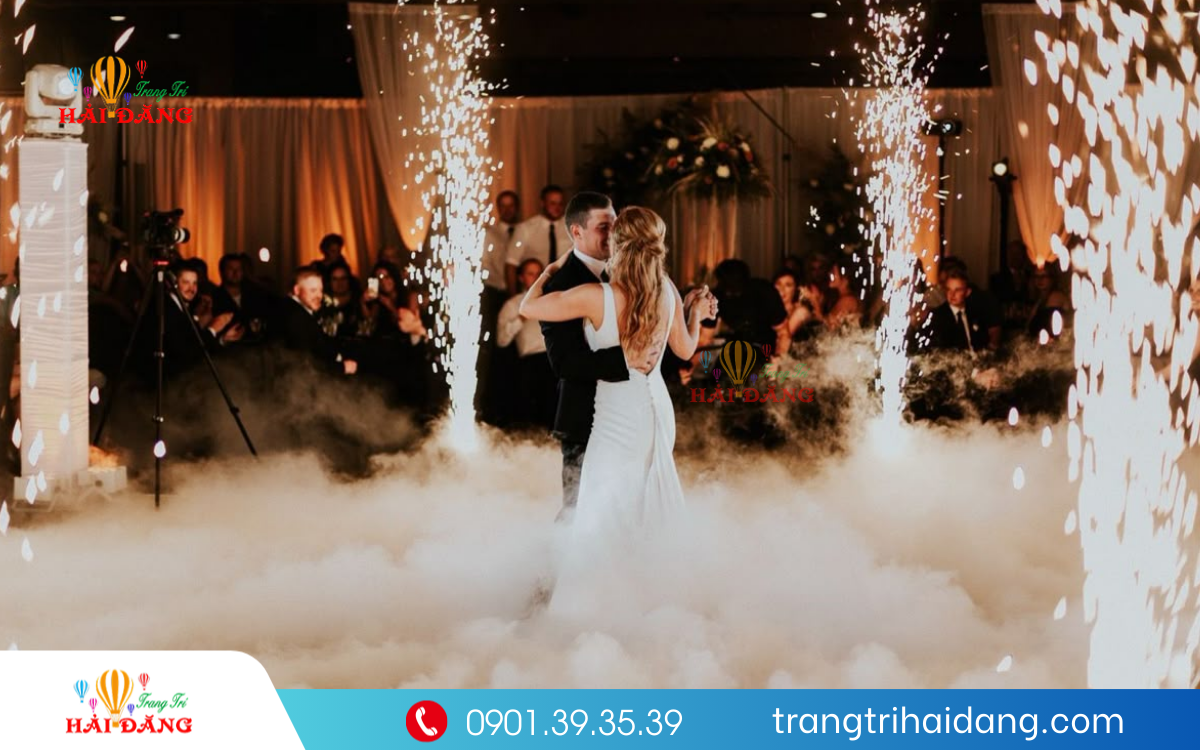 tạo khói lạnh sân khấu